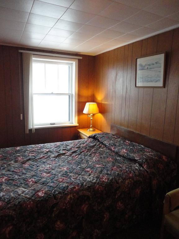 Hipwell'S Motel Fonthill Rum bild